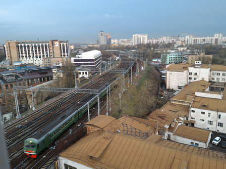 Москва, железнодорожные пути Курского вокзала. Тест съемки фото смартфоном asus zenfone 2 ze551ml