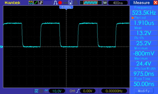 осциллограмма работы повышающего DC-DC преобразователя в точке соединения MOSFET-а с индуктивностью