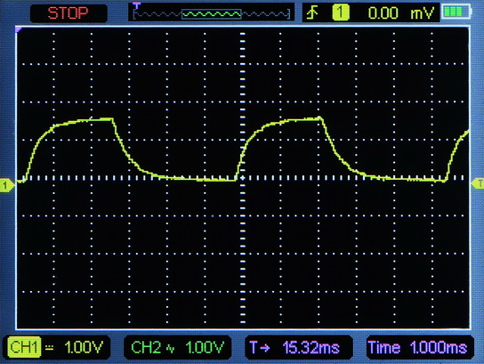 Осциллограмма сигнала датчика освещенности при сопротивлении нагрузки 100 кОм