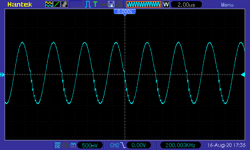 Осциллограмма TDA2050 - синус 200 кГц