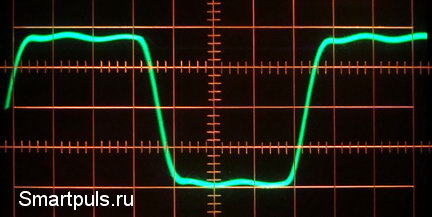 Waveform output voltage chip audio power amplifier D-class TPA3116D2 (after the filter), sinusoidal signal, clipping