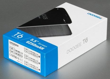 Упаковка смартфона Doogee T6