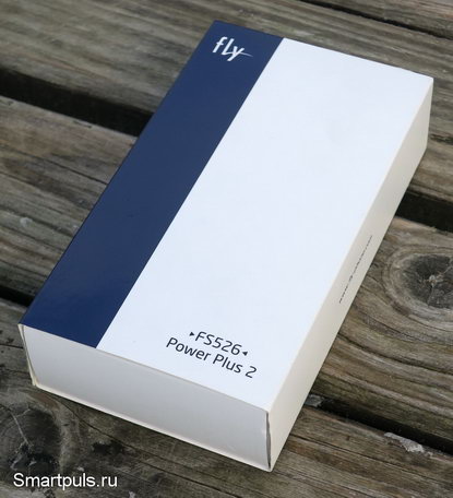 Упаковка смартфона Fly FS526 Power Plus 2
