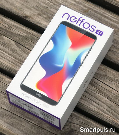 Упаковка телефона Neffos X9