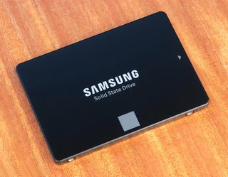 Тест и обзор твердотельного накопителя SSD Samsung 860 EVO MZ-76E500BW (500 ГБ): интерфейс SATA может быть позитивным