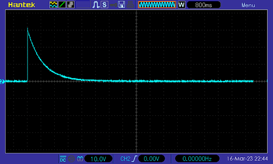 Разряд плёночного конденсатора 1 мкФ