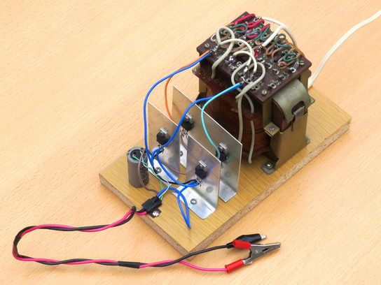 Блок питания для автомобильного компрессора