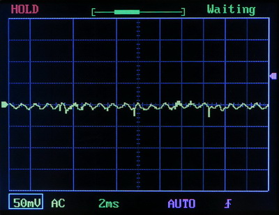 Осциллограмма напряжения исправного компьютерного блока питания на выходе +12 Вольт на осциллографе DSO150 (DSO Shell)