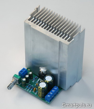 микросхема TDA2050 с большим радиатором
