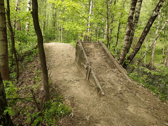 Дёрты BMX в национальном парке Лосиный Остров - спот Подкова
