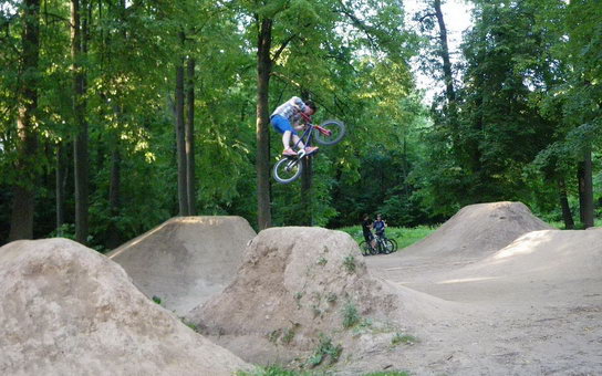 дёрты BMX в Лосинке (у Бабаевки)