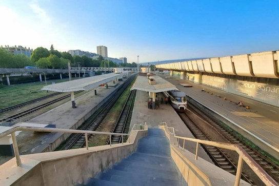 Платформы вокзала Тбилиси