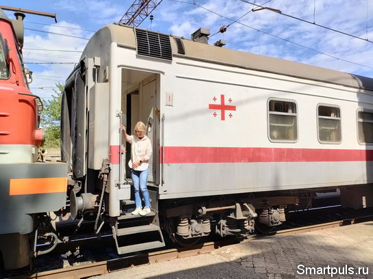 "Обычный" поезд дальнего следования в Грузии на маршруте Тбилиси - Озургети