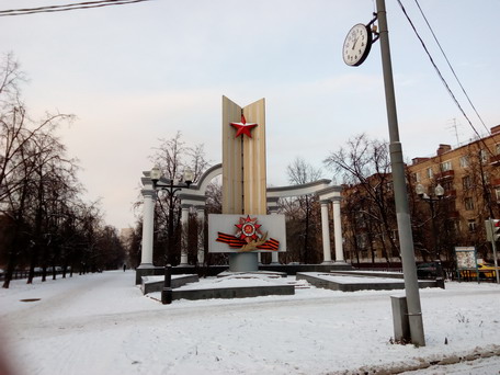 Москва, бульвар Маршала Рокоссовского, монумент в память об Отчественной войне