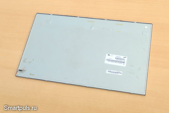 Задняя сторона экрана монитора (телевизора)