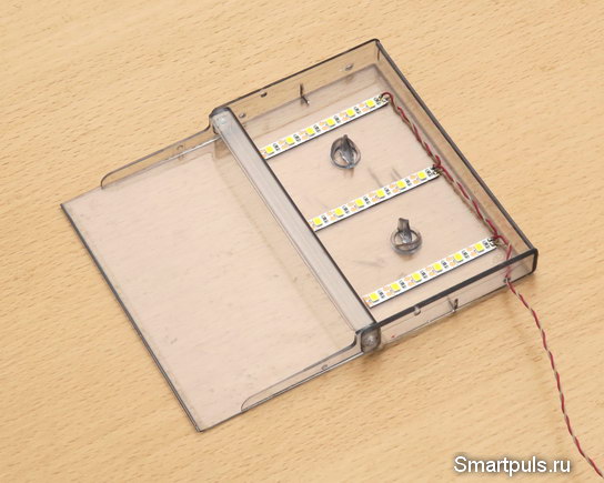Автоматический ночник своими руками из прозрачной коробки магнитофонной кассеты
