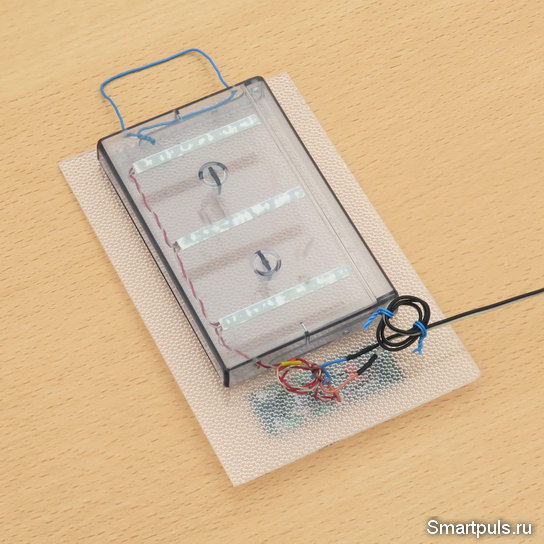 Ночник своими руками с датчиком из солнечной панели, вид сзади