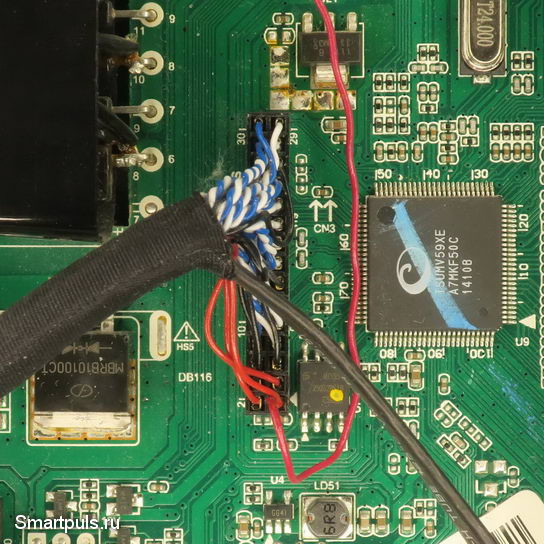 Питание матрицы ЖК экрана используется как управляющий сигнал для подсветки