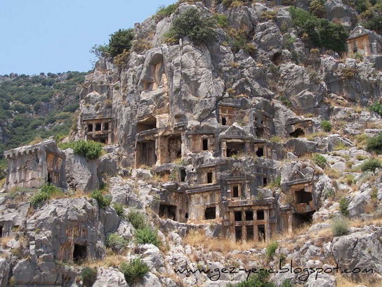 Город Мира (ныне турецкий Демре) - родина Святого Николая (Санта Клауса)