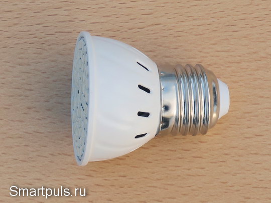 Светодиодная ультрафиолетовая лампа 220 В - тест и обзор