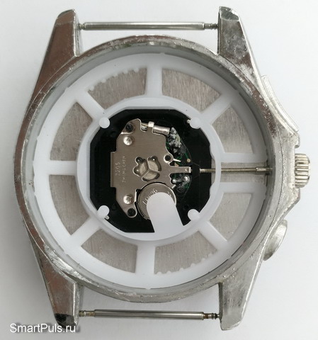 Реплика швейцарских часов - корпус в открытом виде