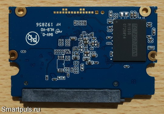 Обзор SATA SSD Patriot Burst 240 ГБ - разборка, вид платы накопителя снизу