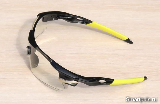 Прозрачные велоочки - хорошая защита от насекомых и ультрафиолета