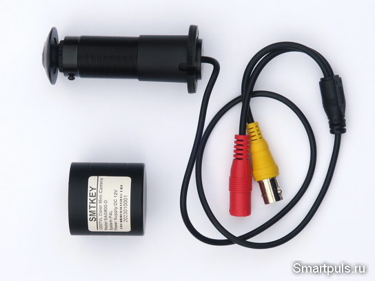 Камера - видеоглазок без защитного "стакана"