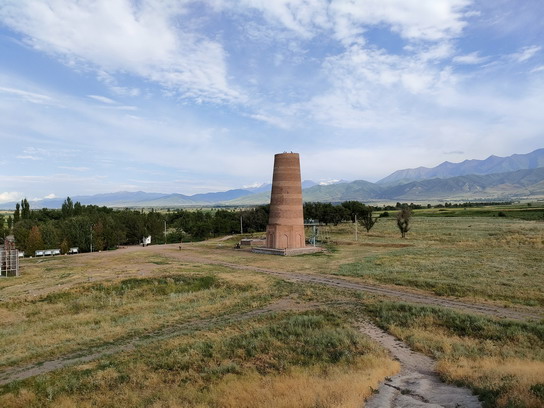 Киргизия (Кыргызстан), башня Бурана