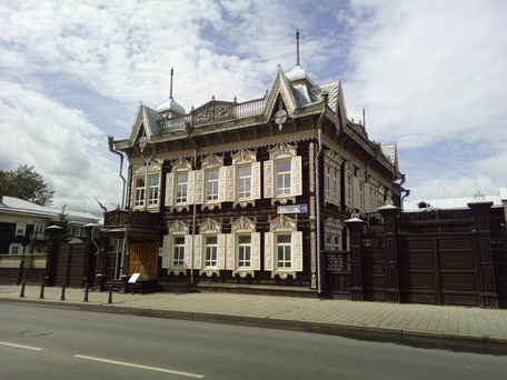 кружевной дом в Иркутске по улице Энгельса