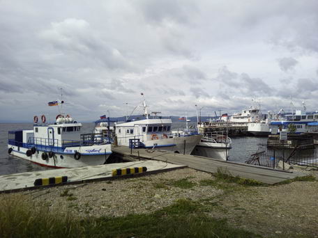 Байкал, порт в Листвянке. Снято камерой смартфона Umidigi Z1